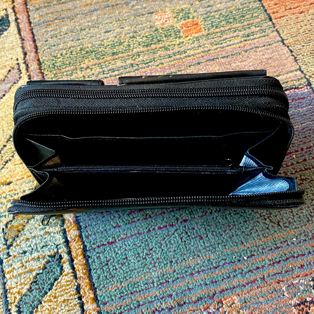 Wallet/Purse - Picture 4 of 5